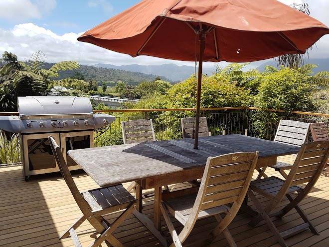 Riverstone karamea