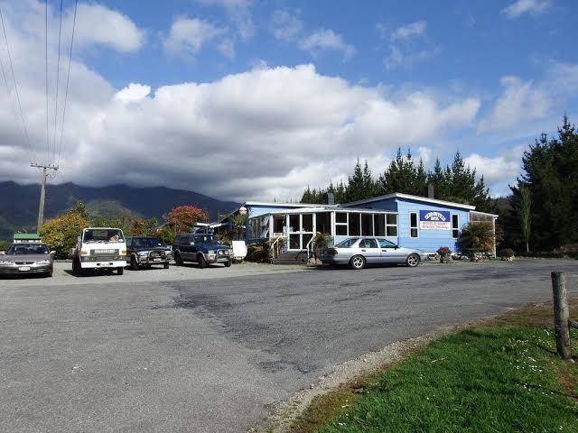 Seddonville hotel