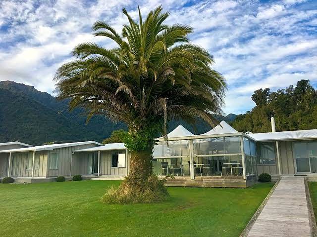 Franz josef oasis hotel