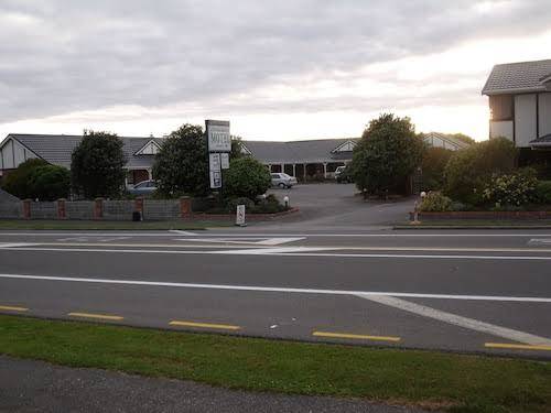 Heritage highway motel