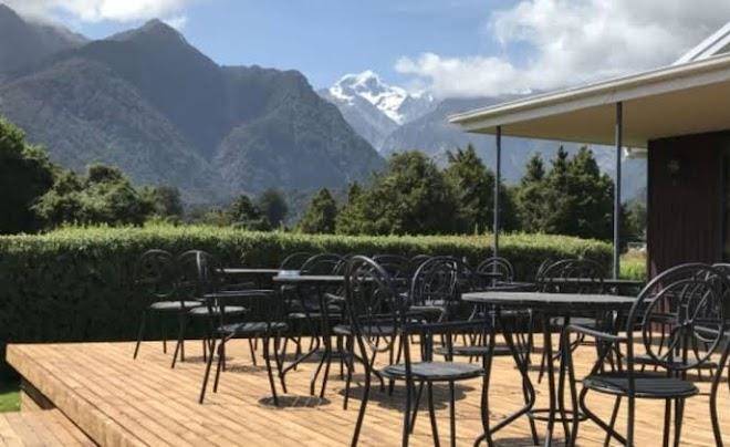 High Peaks Hotel Image