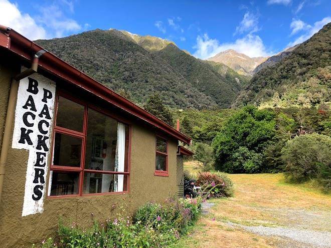 Rata lodge backpackers
