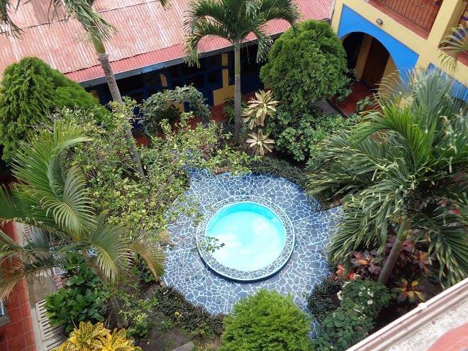 Hotel los arcos