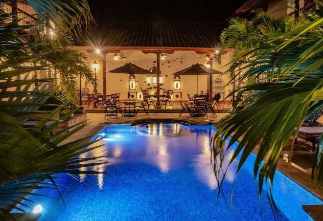 Hotel plaza colon