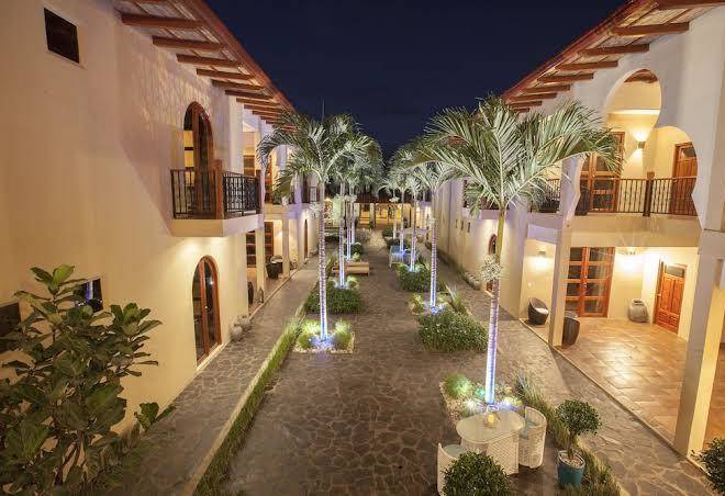 Plaza marbella granada
