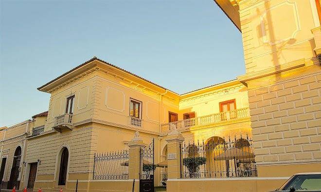 Hotel la perla 1858