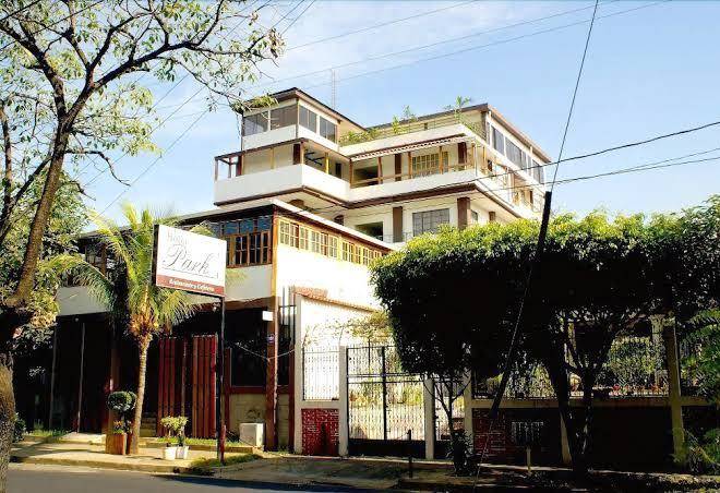 Hotel central park managua