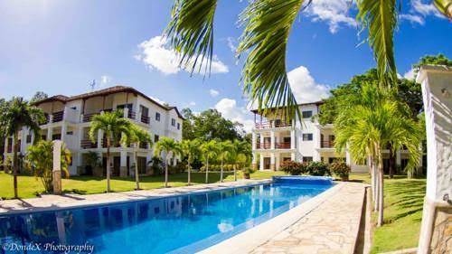 Surf and golf iguana condo b1