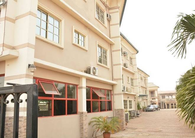 Vertex hotel