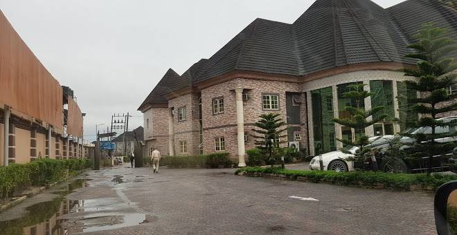 Royal nibo presidential hotel
