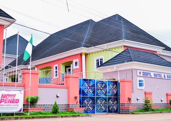 Deryl hotel & suites