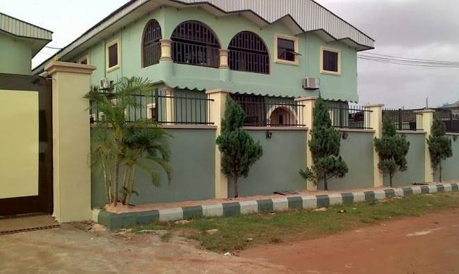 Mavellous benjis hotel and event center