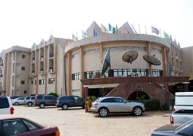 Royal marble hotel