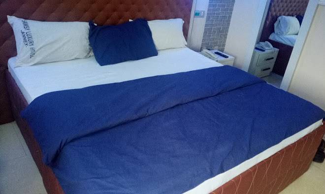 Samsy luxury hotel