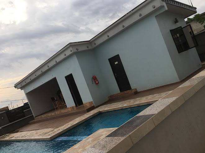 Sun ray hotel & suites