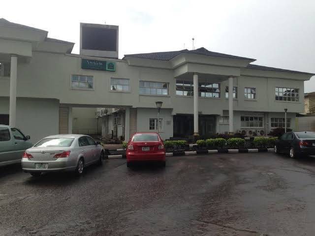 Ascot resort and hotel
