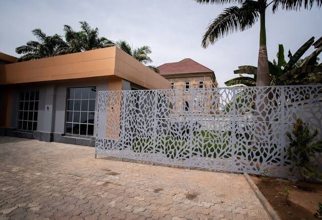 Cubana signature