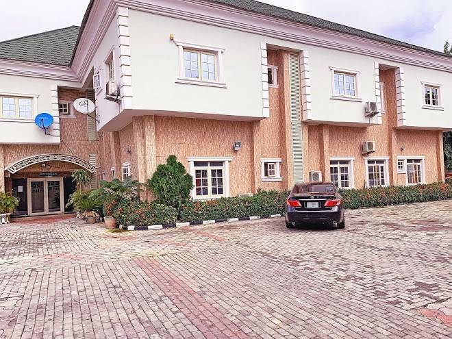Habitat xclusive inn