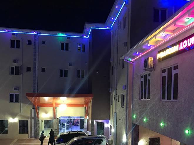 Aify queenest hotel