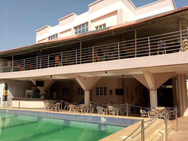 De neville hotel new extension