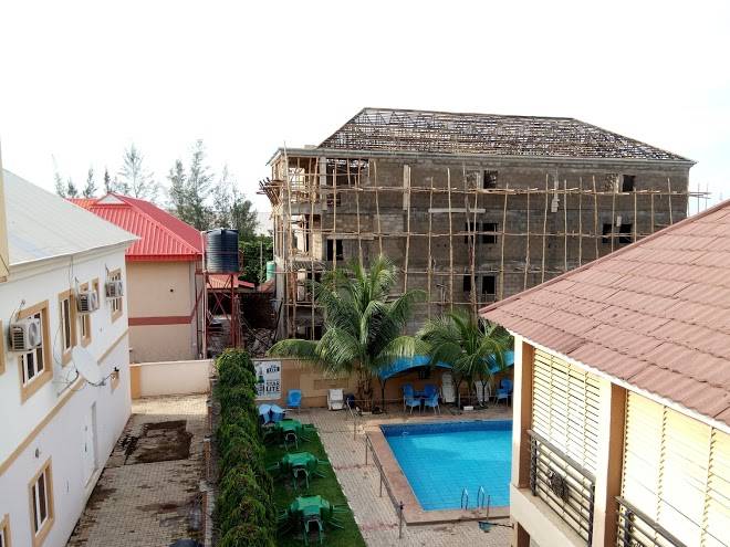 Epitome hotel & suites