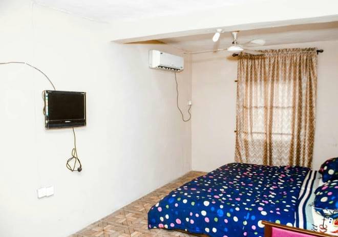 J&a hotel