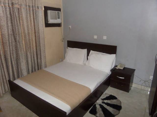 Almond view hotels and suites