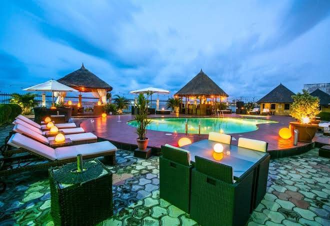 Hotel bon voyage