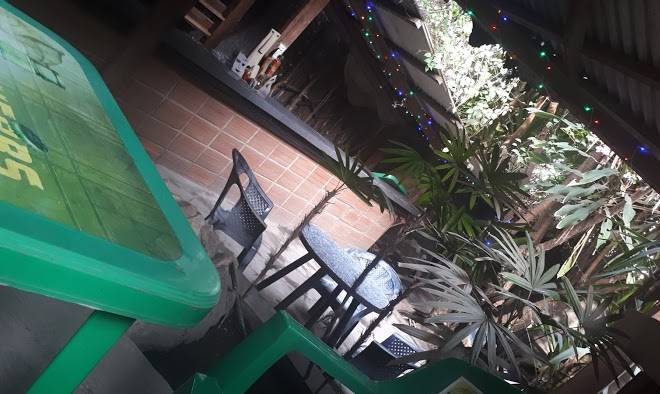 African garden lodge