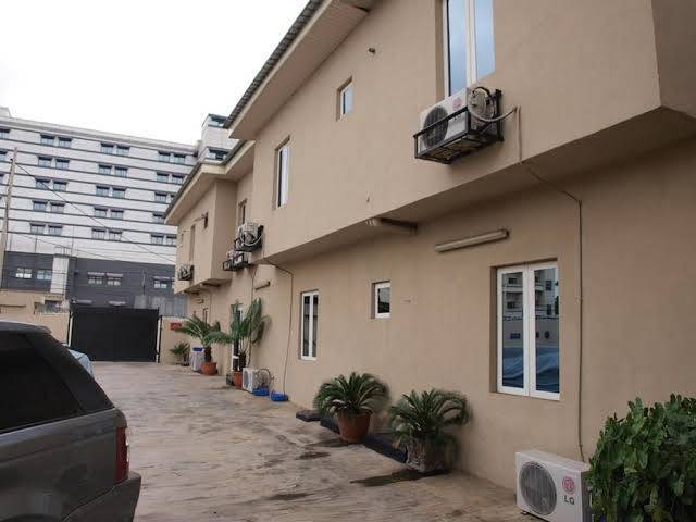 Baylis suites