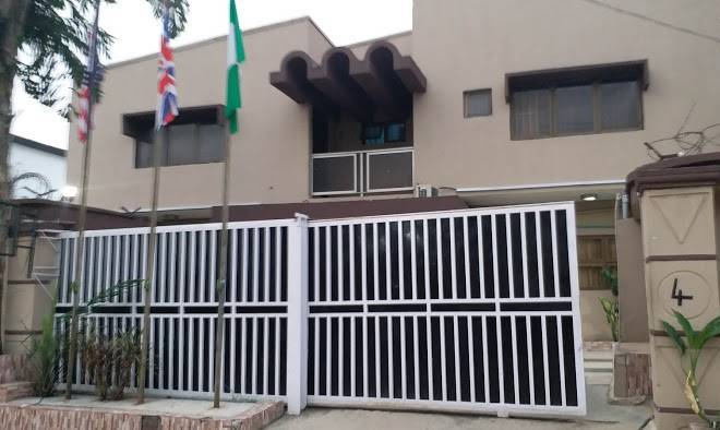 De ritz premier hotel