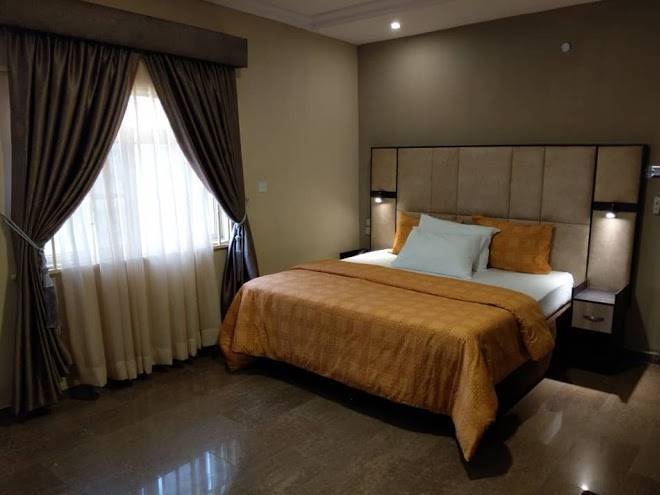 Elicris place 2