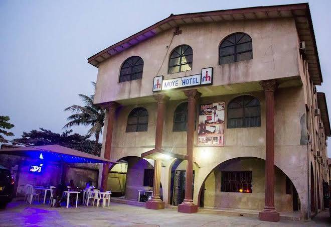 Moye hotel