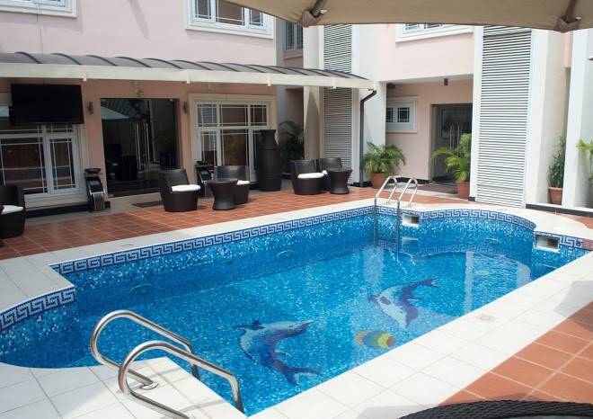 Grandbee suites hotel