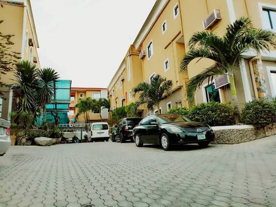 Presken hotels opebi lagos