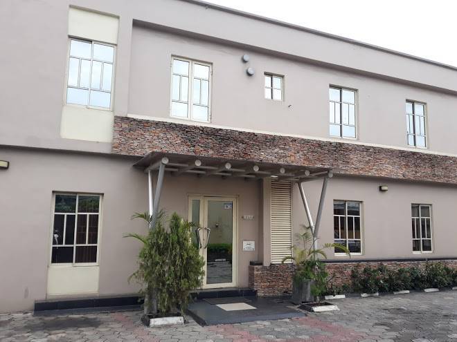 De rigg place alaka estate