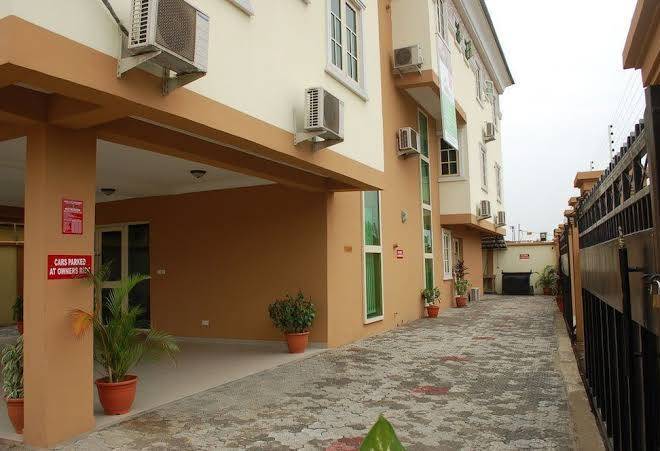 Millicent hotel and suites