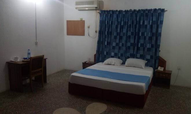 Mokland hotel annex