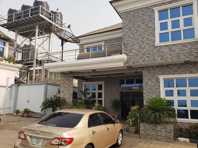 Alheri suites oluyole ibadan