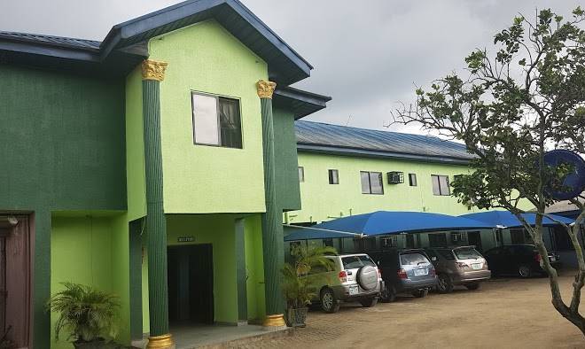 De vine hotels