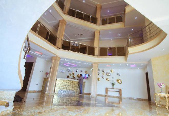 Hotel d' azur