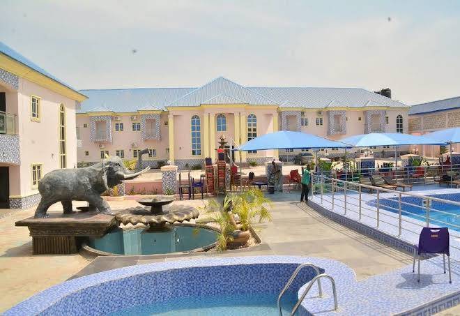 Star exclusive hotel