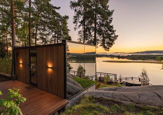 The wonderinn mirrored glass cabin