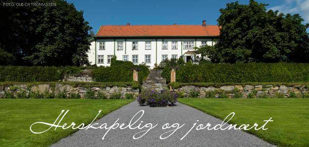 Hoel gard en perle ved mjosa