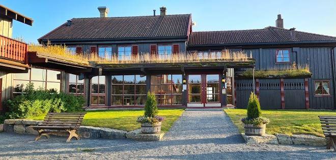 Rustad hotell og fjellstue
