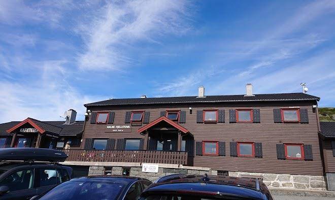 Halne fjellstugu