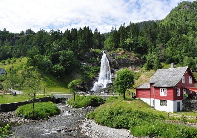 Hardanger fjordhytter laupsa