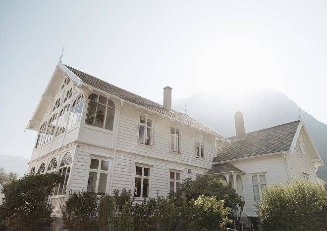 Hardanger fjord lodge
