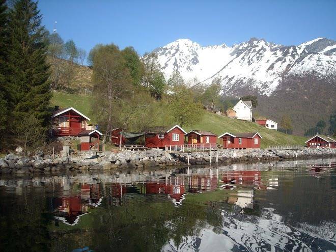 Hustadnes Fjordhytter Image