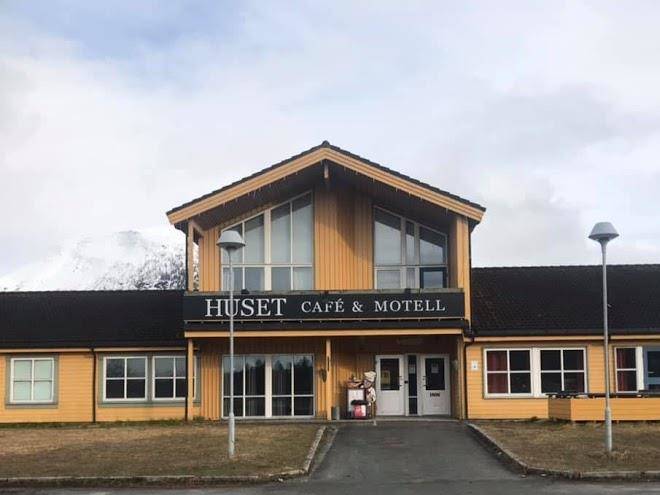 Huset cafe & motell as